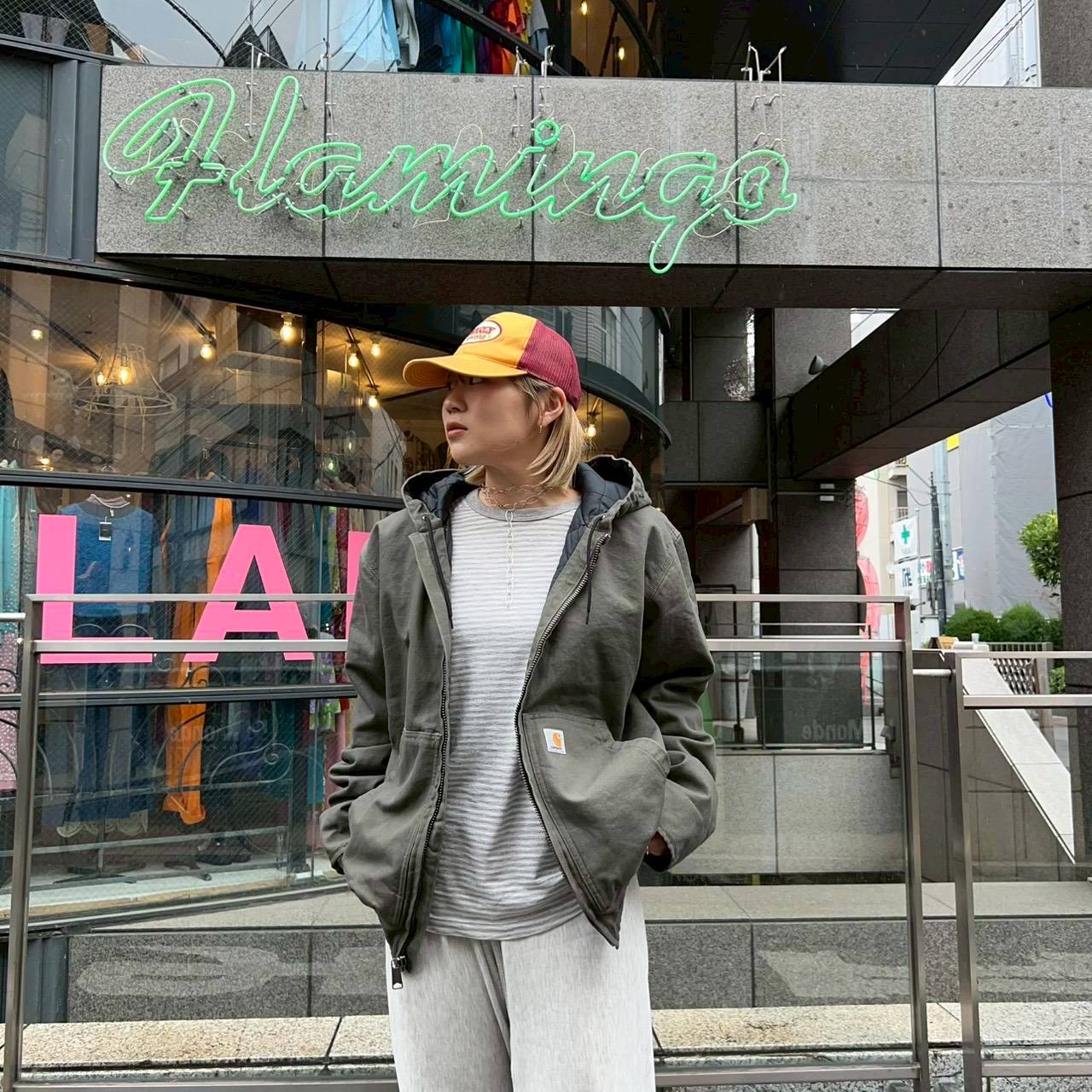 カーハート入荷