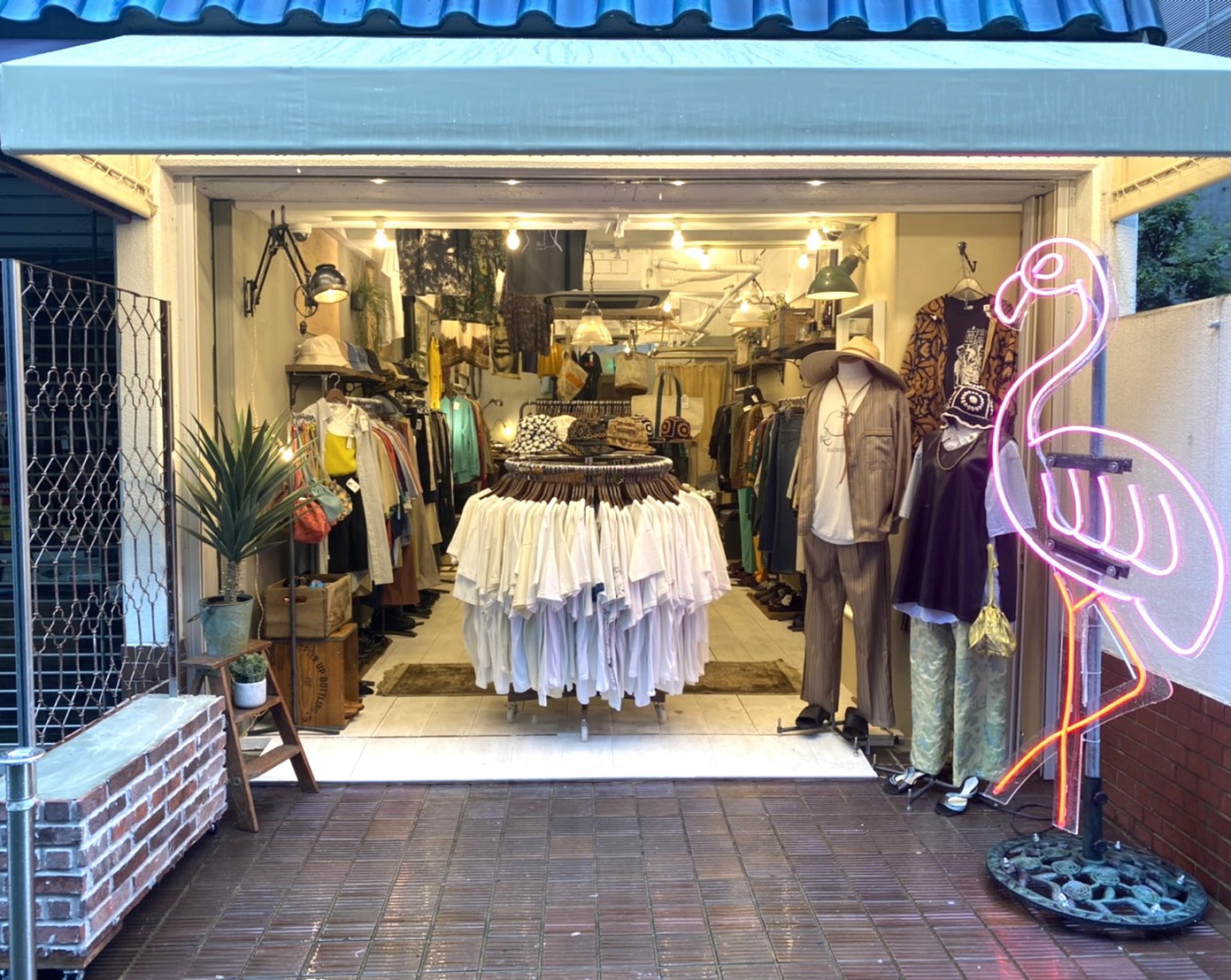 GUESS | Flamingo Online 古着屋フラミンゴ オンラインショップ