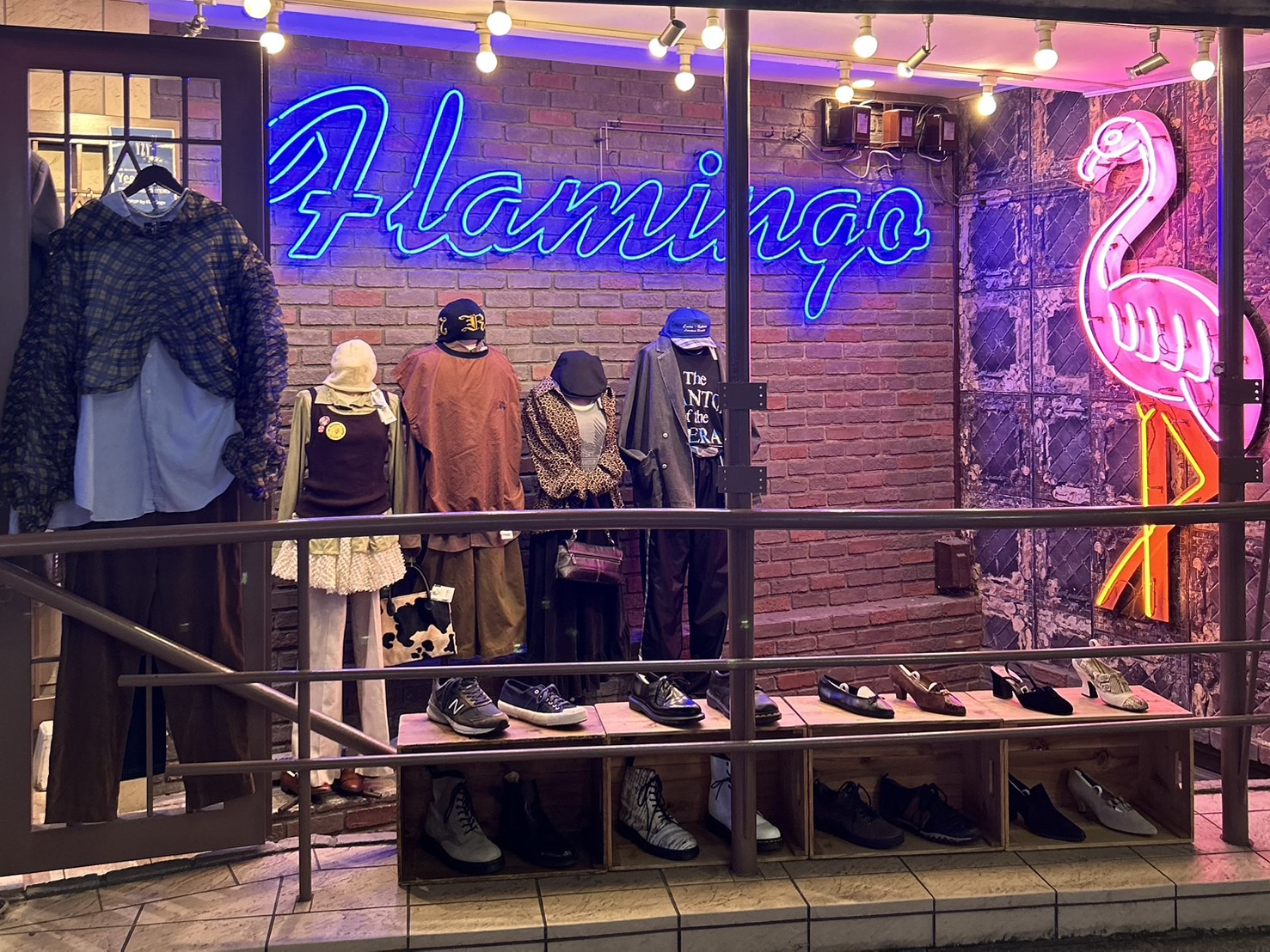 フラミンゴ 表参道店 店舗外観1