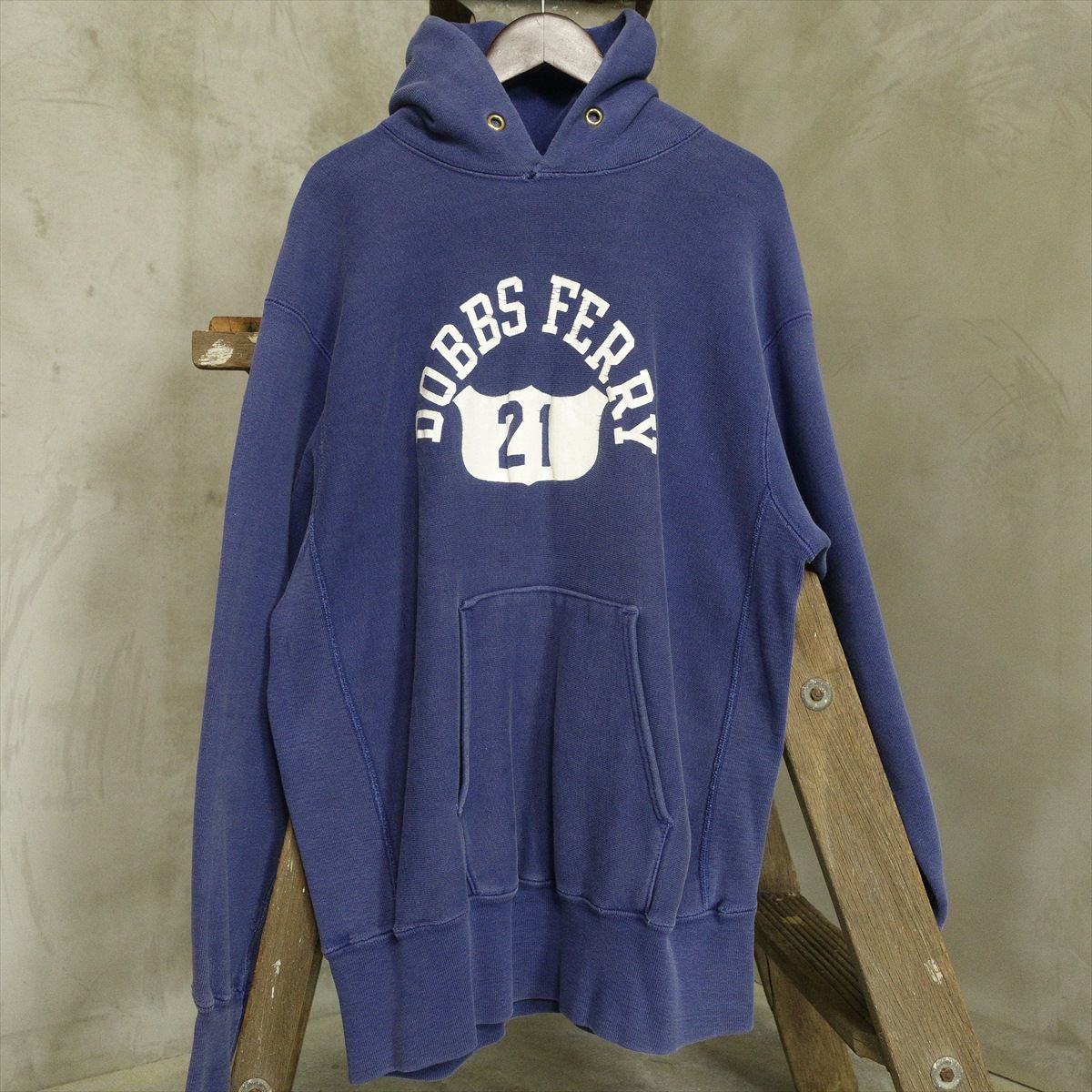 チャンピオンのリバースウィーブ