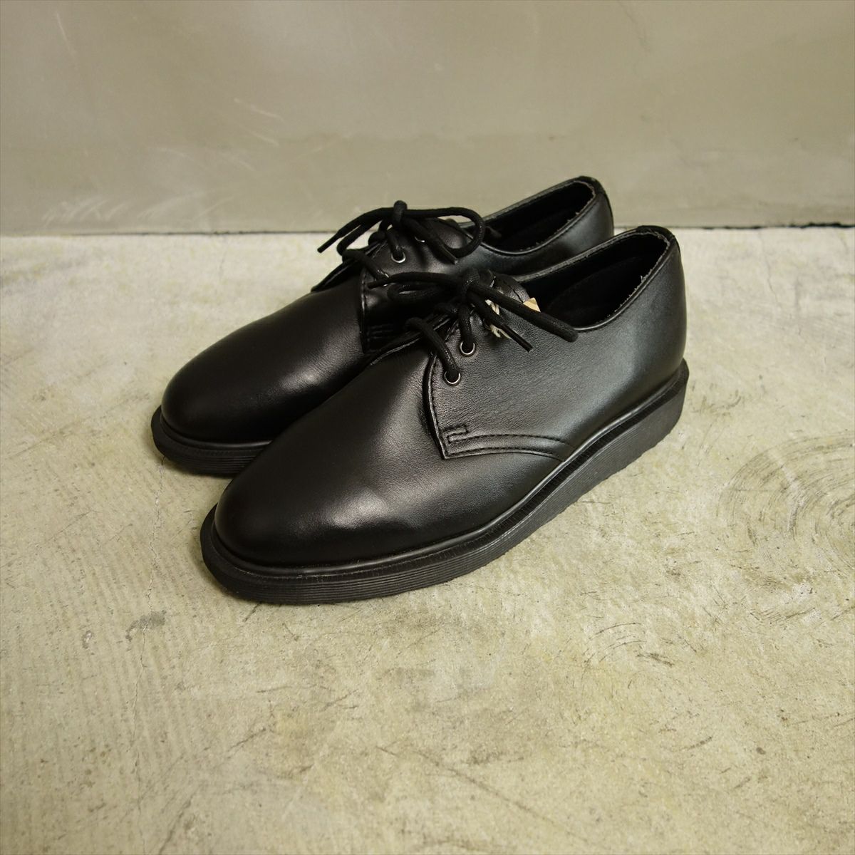 USED ドクターマーチン DrMartens レザーシューズ 3ホール ブラック 黒 