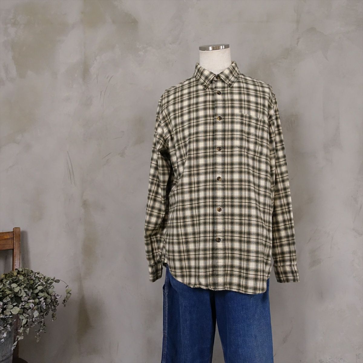 エディーバウアーの長袖シャツ