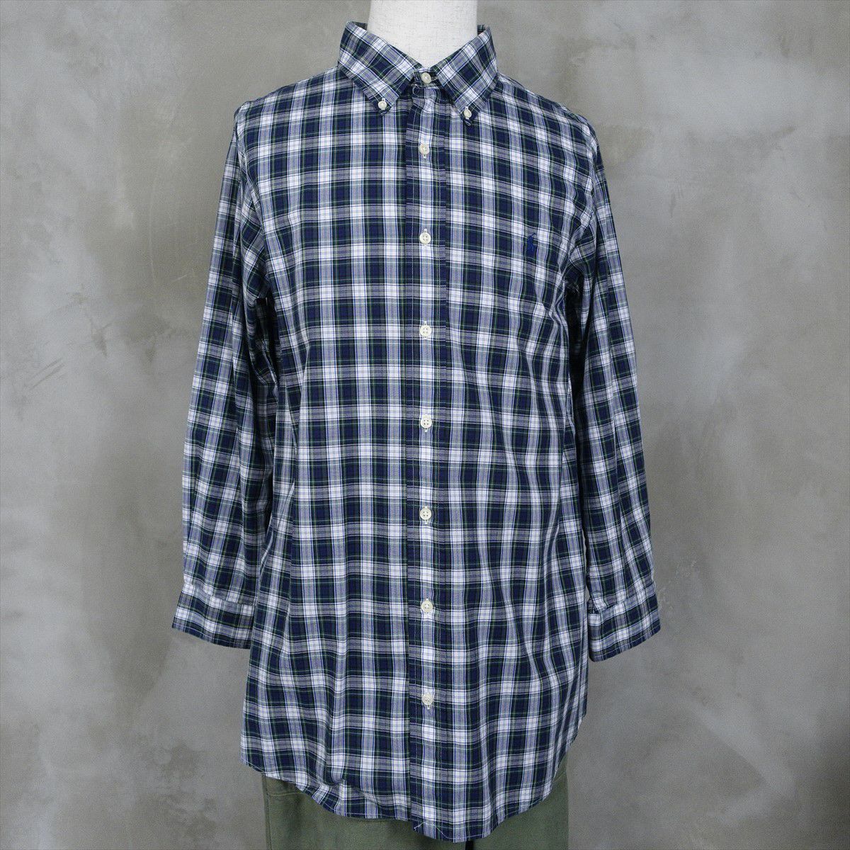 古着のラルフローレンのシャツ