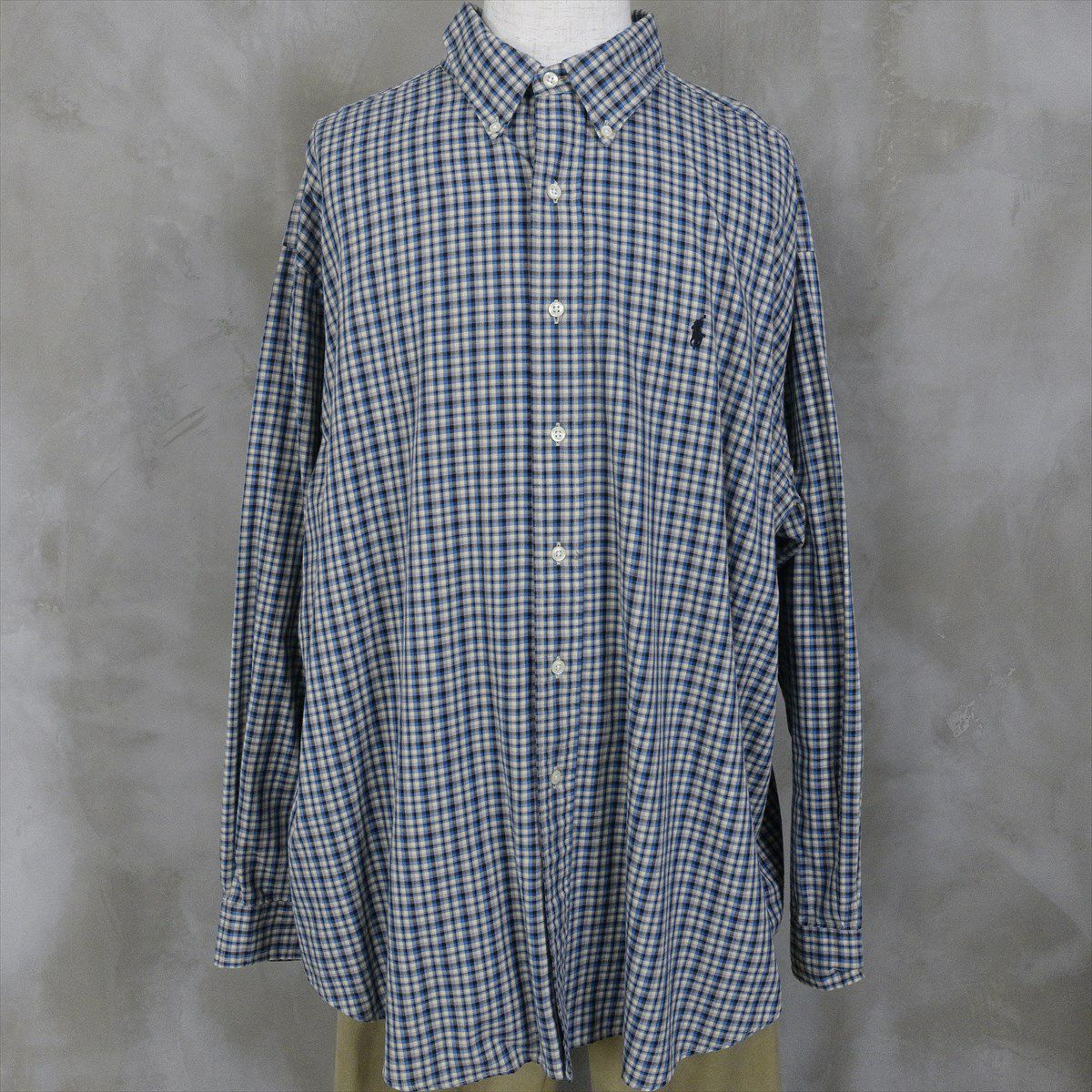 古着のラルフローレンのシャツ