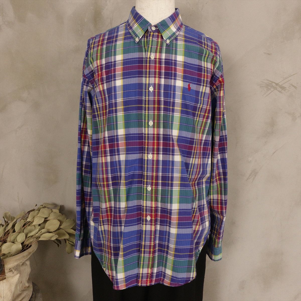 古着のラルフローレンのシャツ