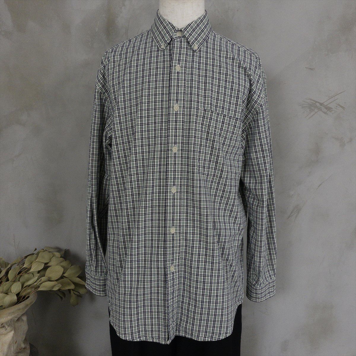 エディーバウアーの長袖シャツ