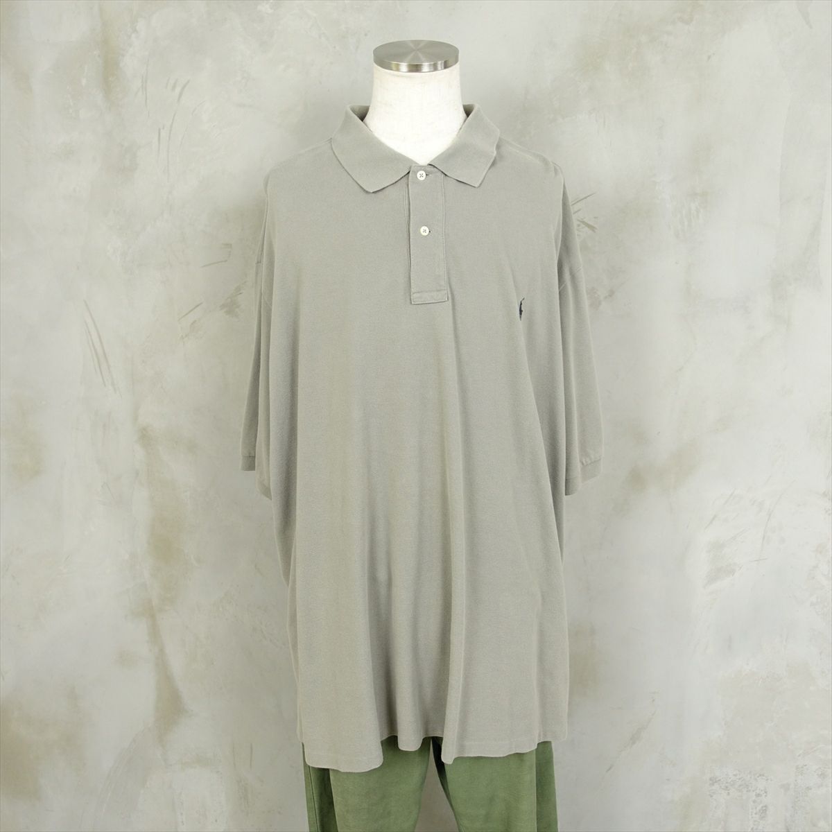 古着のラルフローレンのポロシャツ