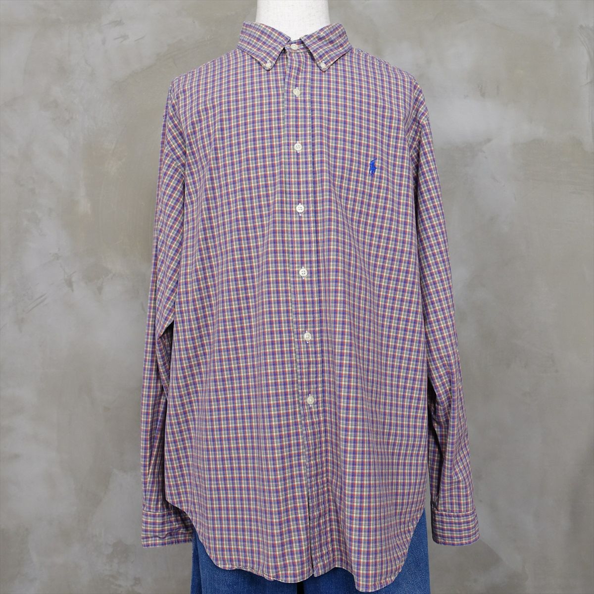 古着のラルフローレンのシャツ