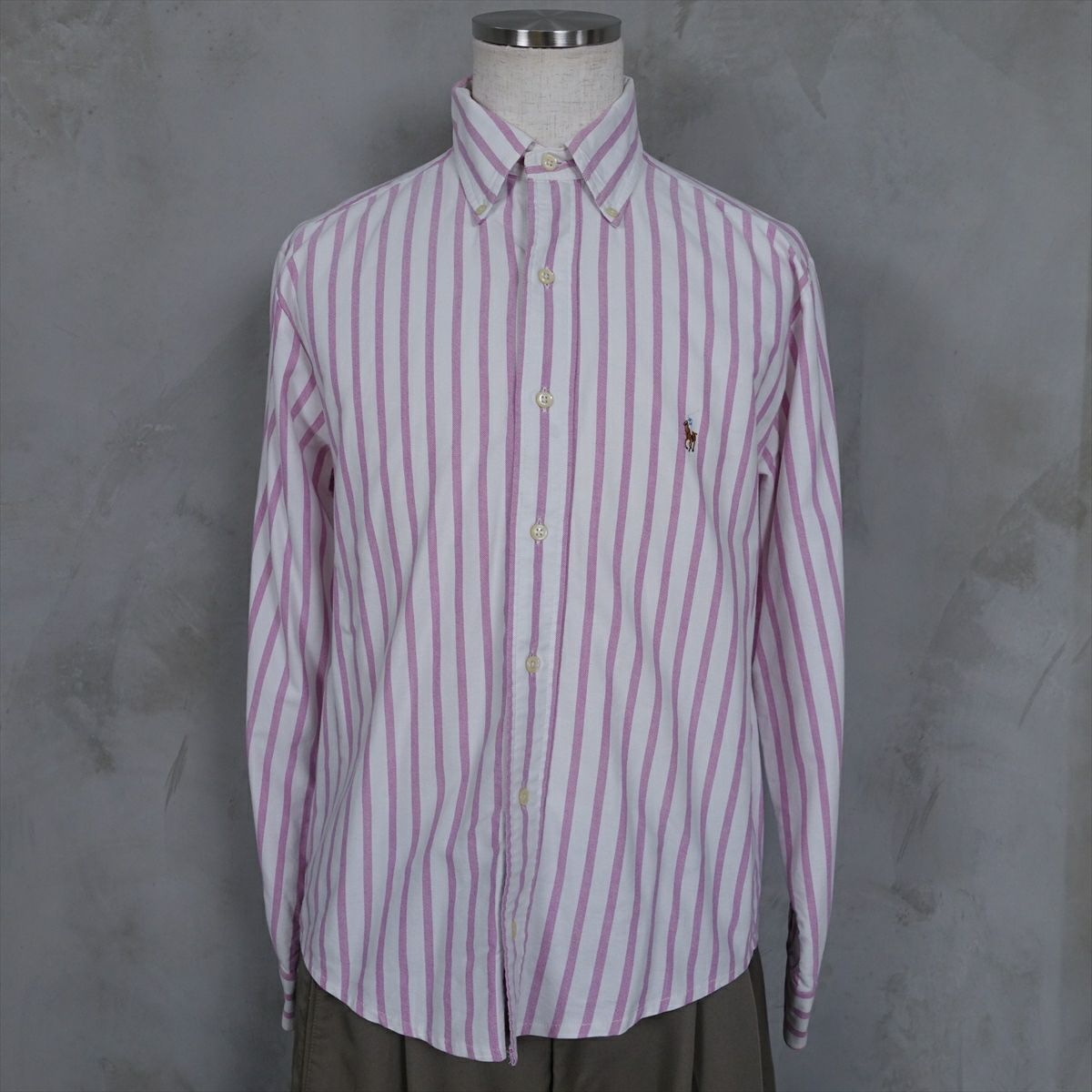 古着のラルフローレンのシャツ