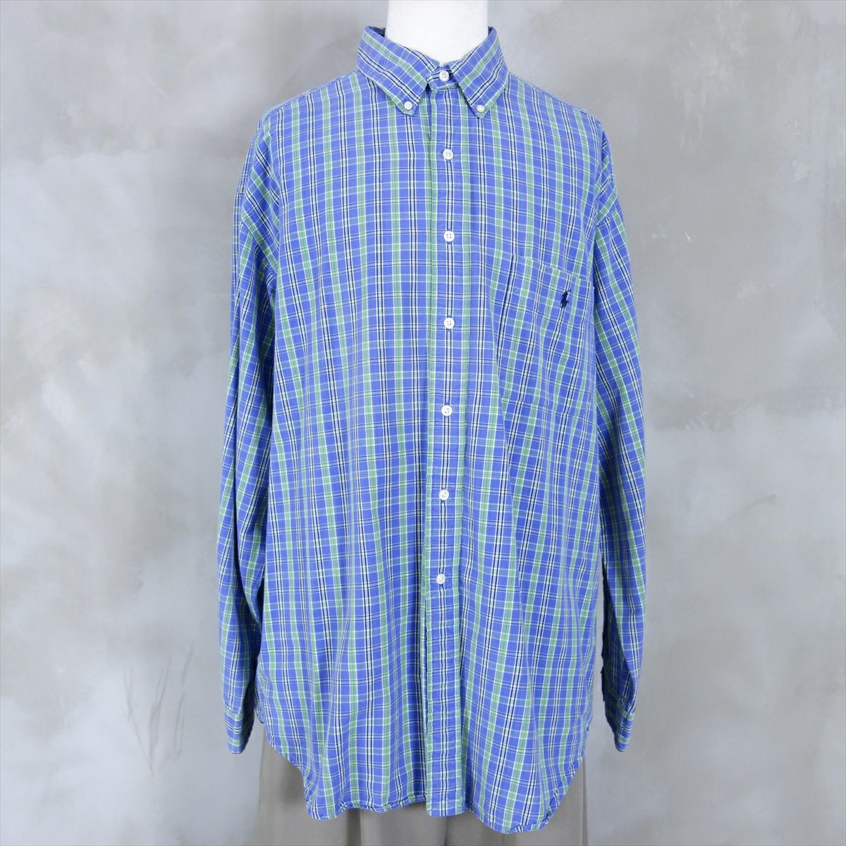 古着のラルフローレンのシャツ