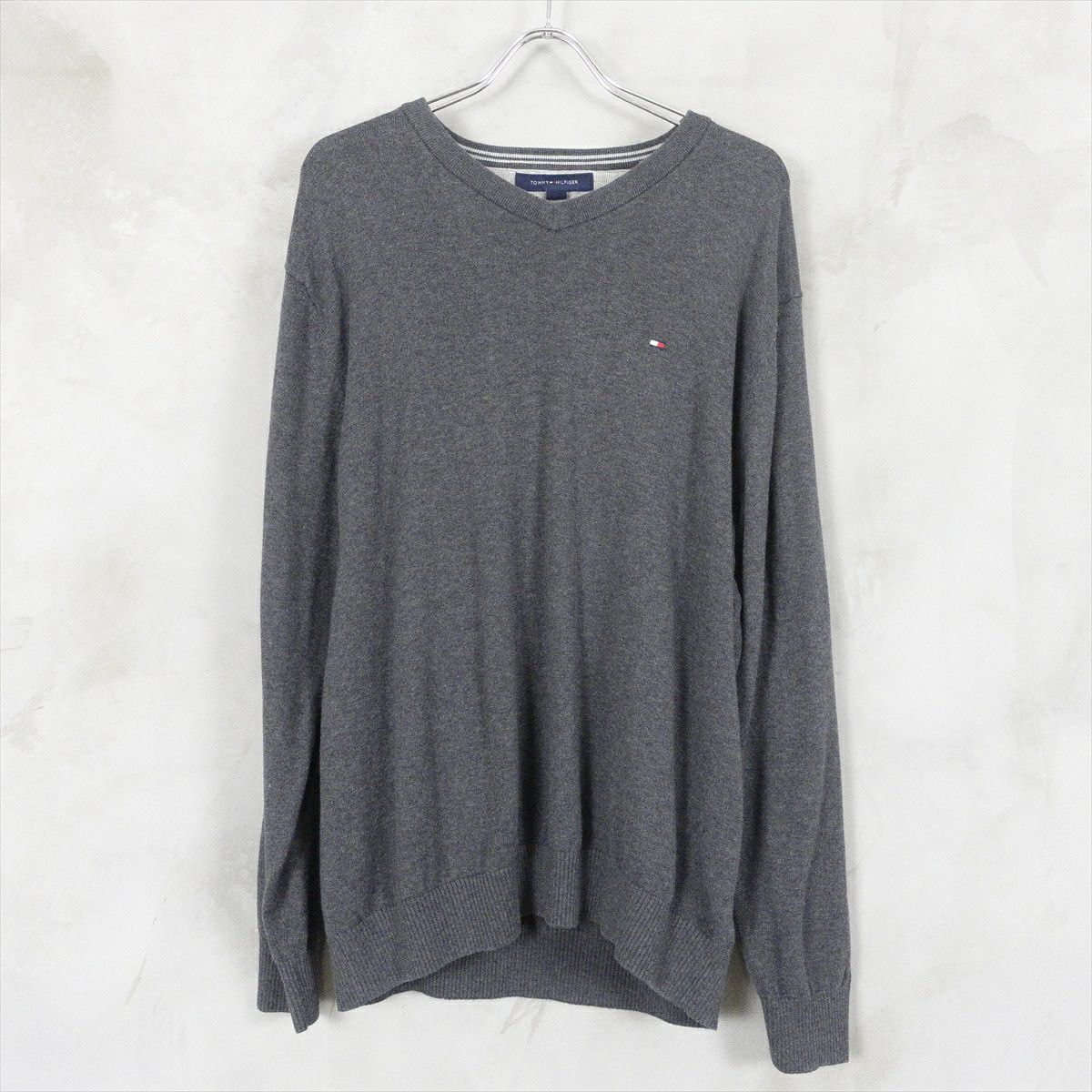 トミーヒルフィガーのカーディガン