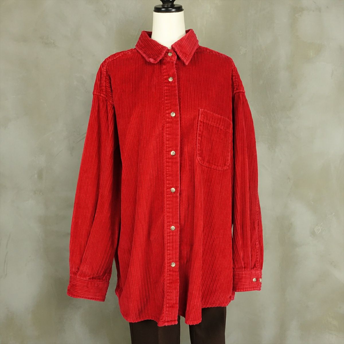 エディーバウアーのコーデュロイシャツ