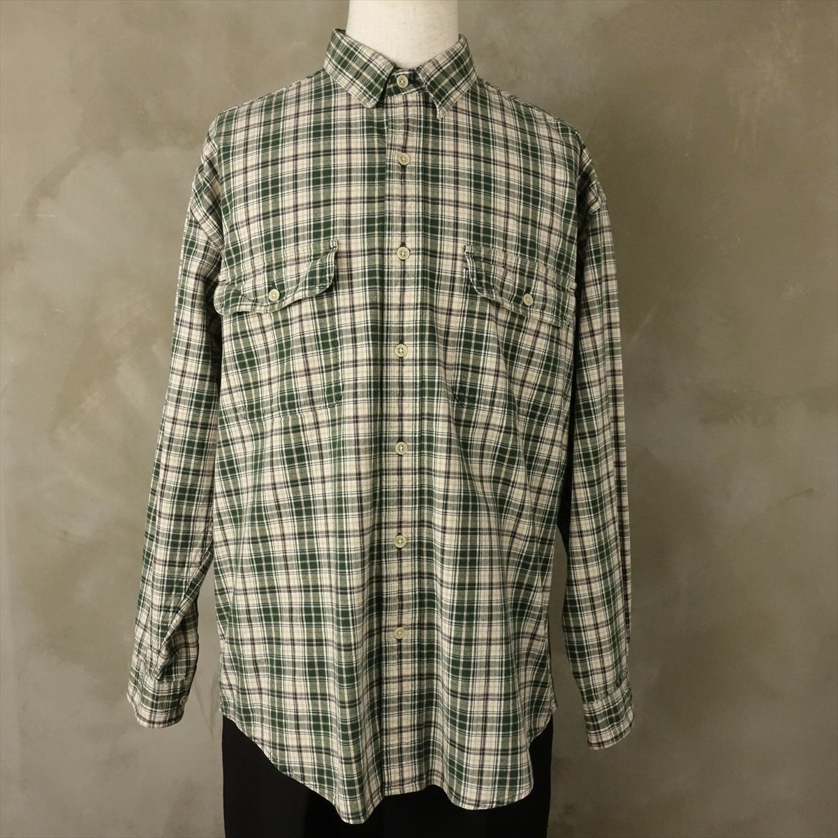 エディーバウアーの長袖シャツ