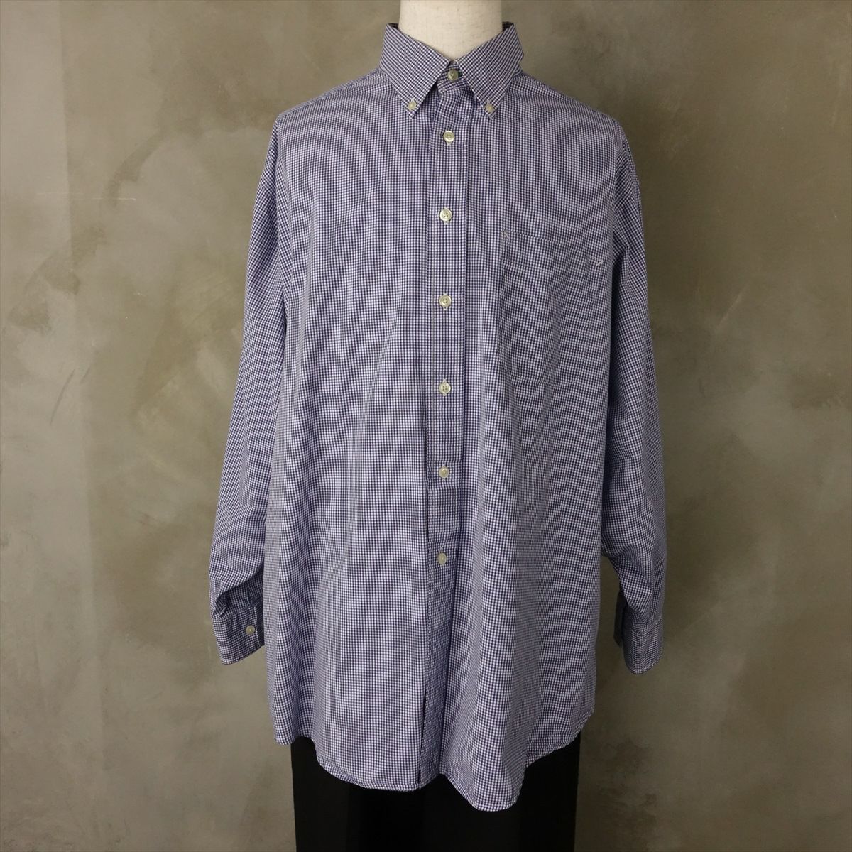 トミーヒルフィガーの長袖シャツ