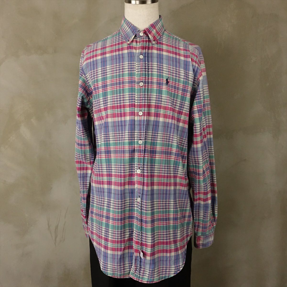 古着のラルフローレンのシャツ
