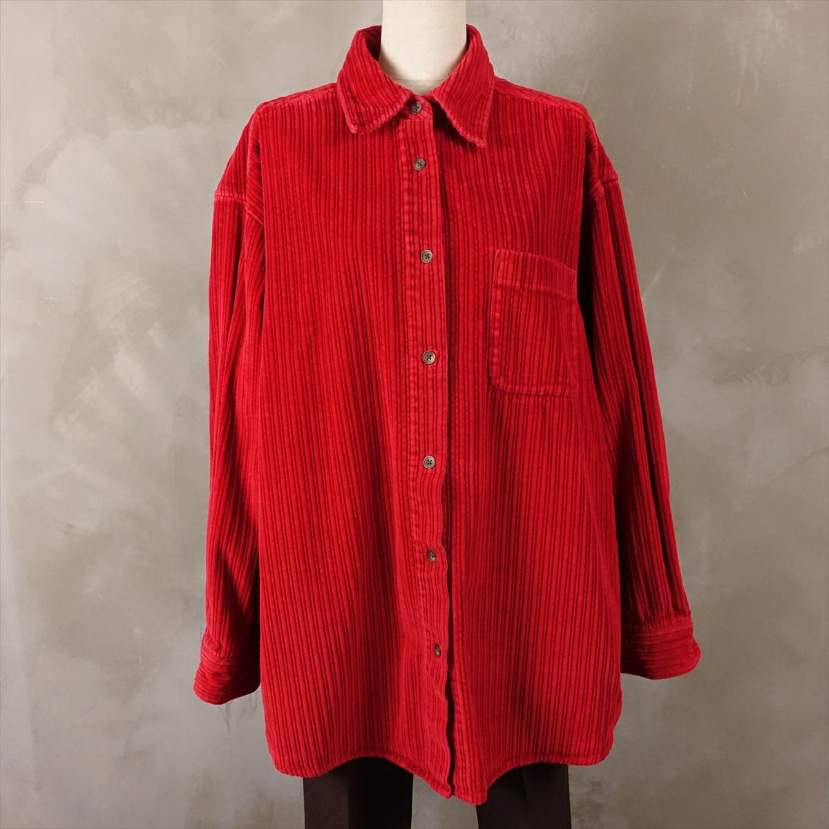 エディーバウアーのコーデュロイシャツ