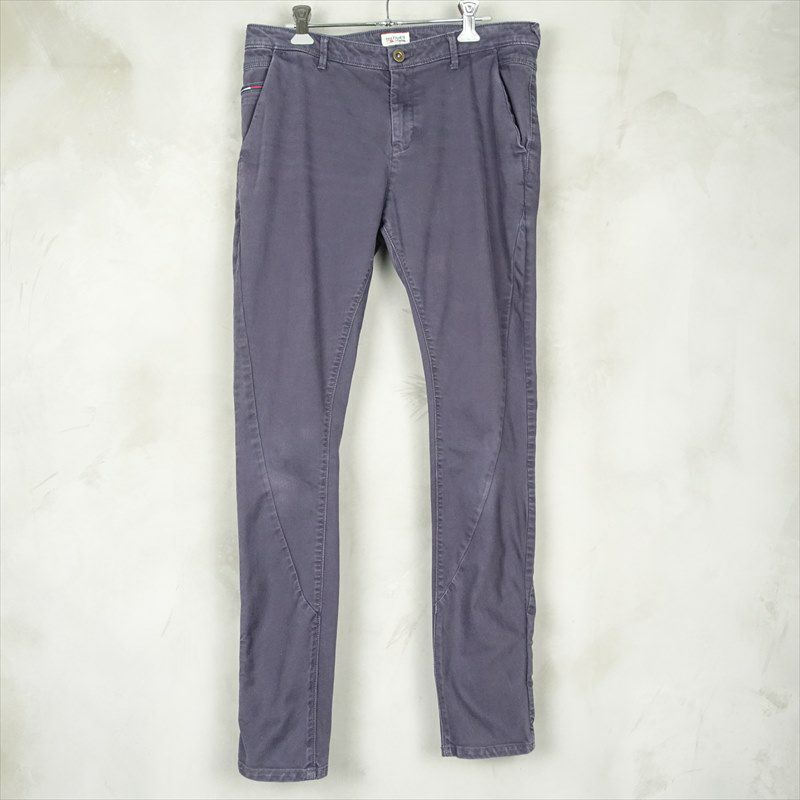 トミーヒルフィガーのサルエルパンツ