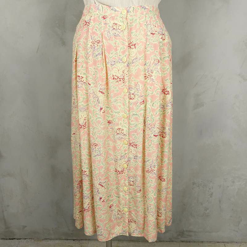 古着の花柄スカート