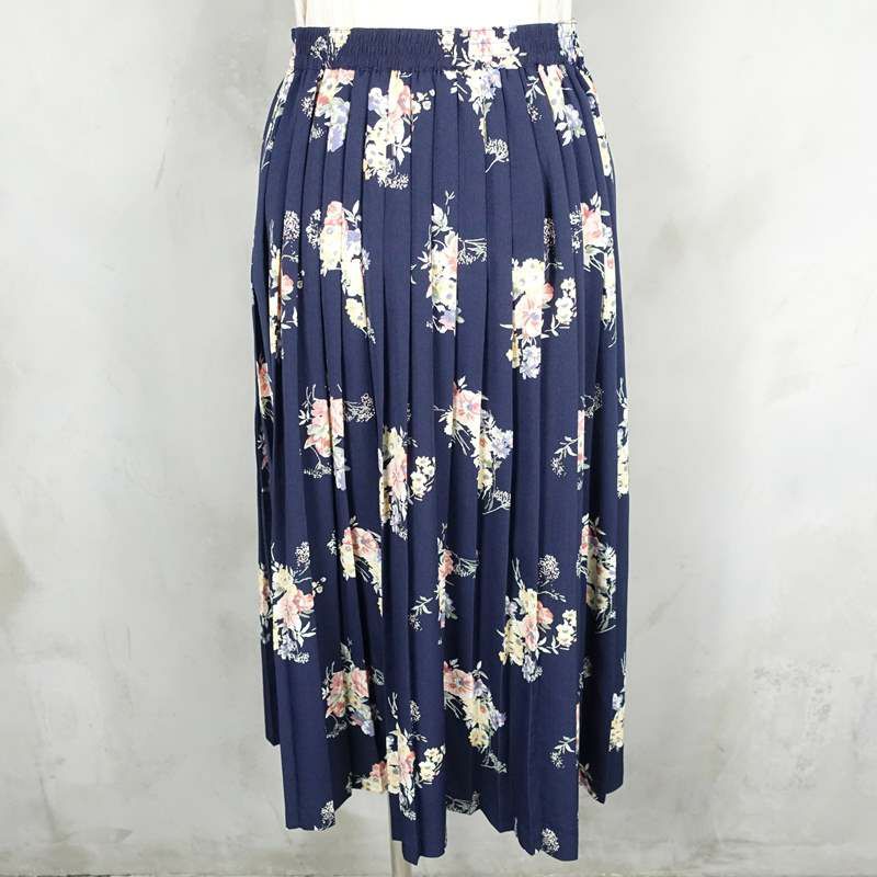 古着の柄スカート