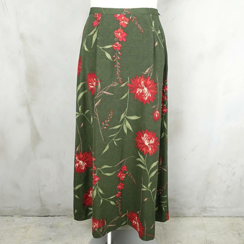 古着の柄スカート