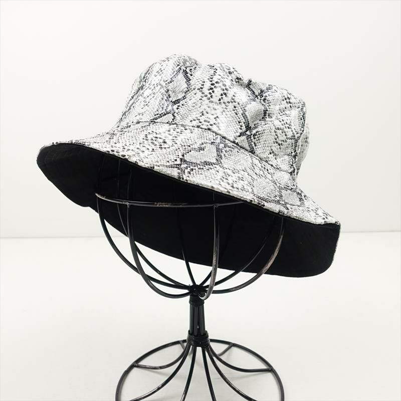 バケットハット