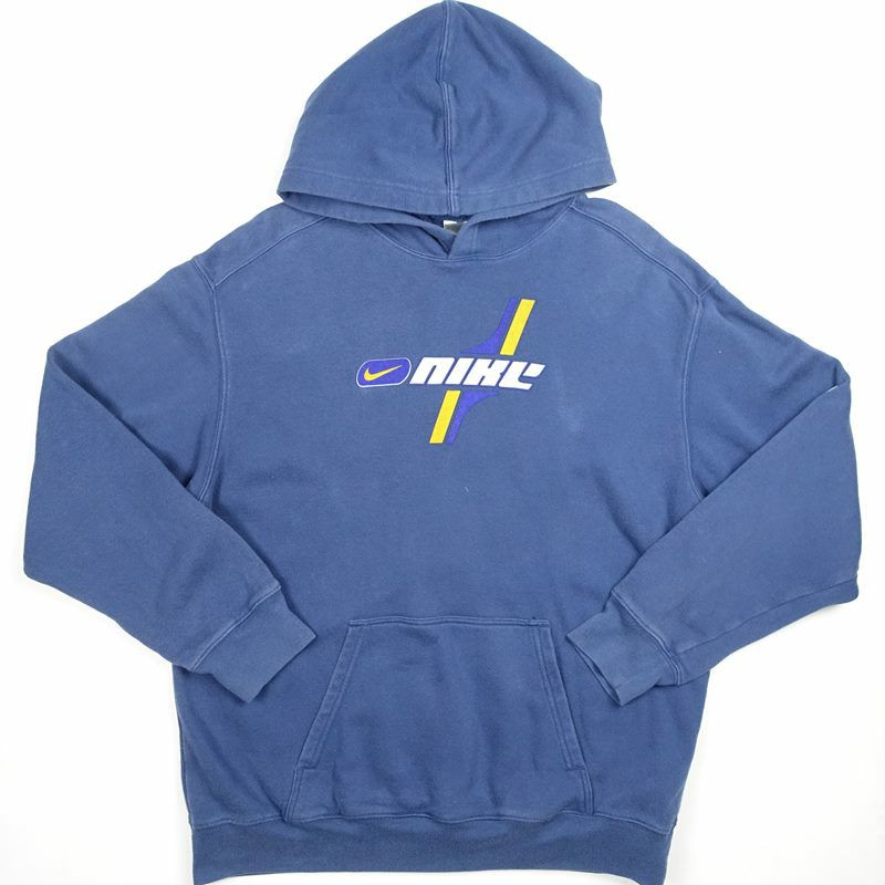 古着のナイキスウェットパーカー