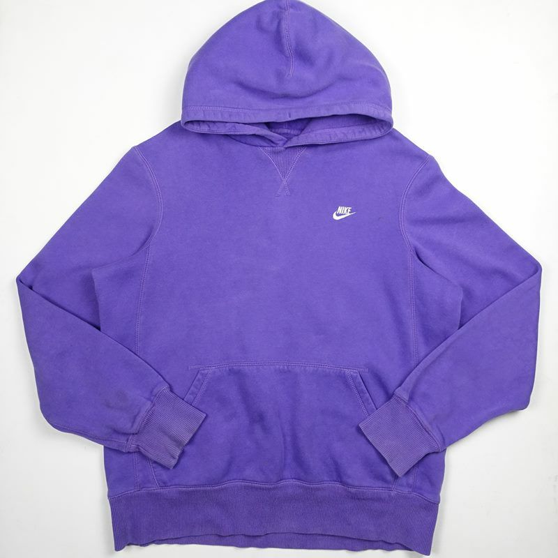 古着のナイキスウェットパーカー