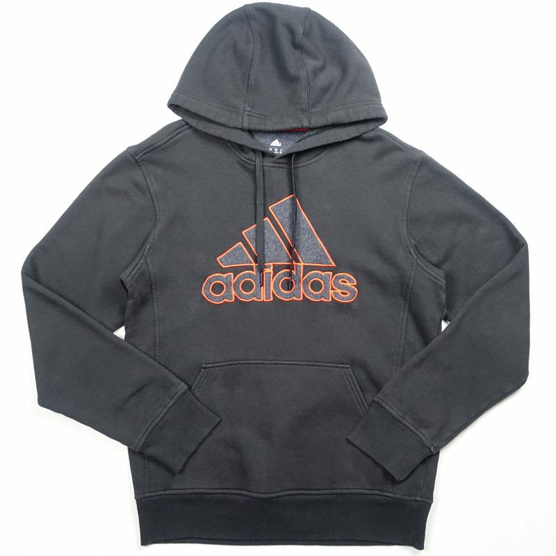 古着のアディダススウェットパーカー