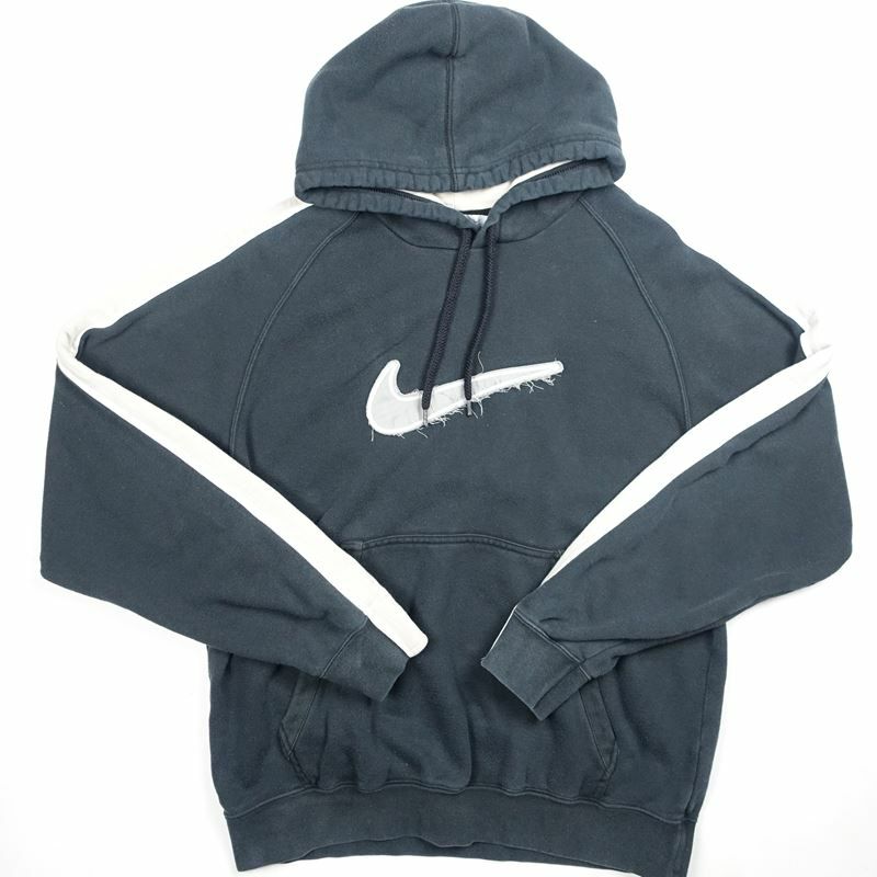 古着のナイキスウェットパーカー
