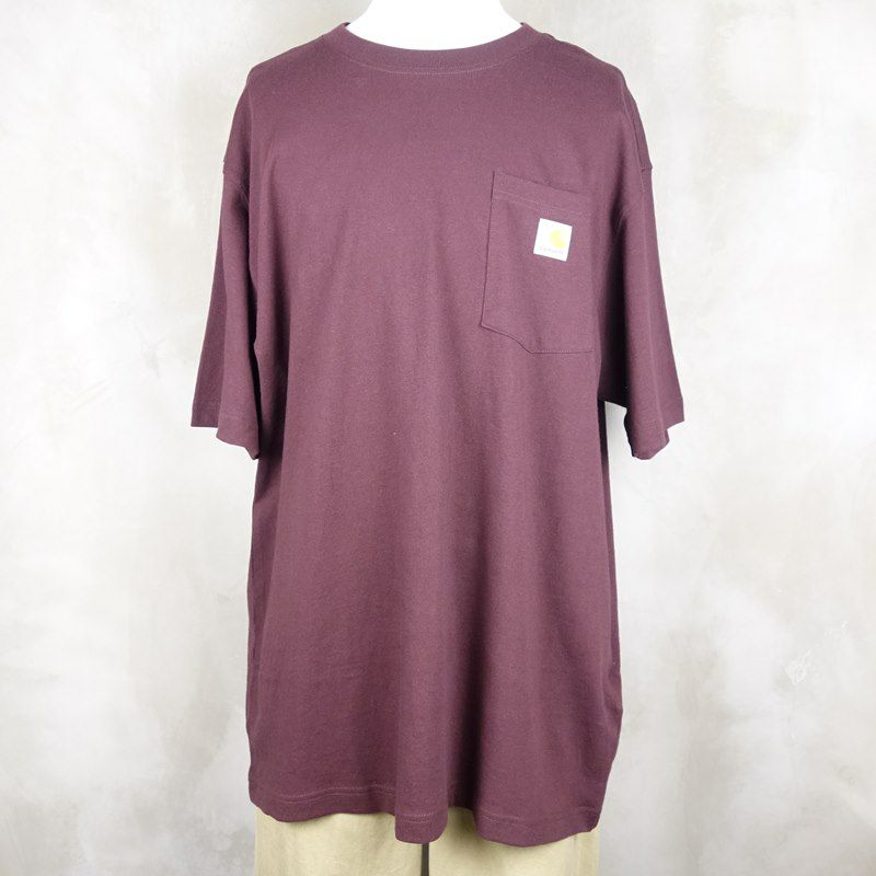 Carharttの1ポイントポケ付きTシャツ