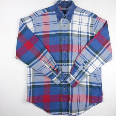 古着のチェック長袖シャツ