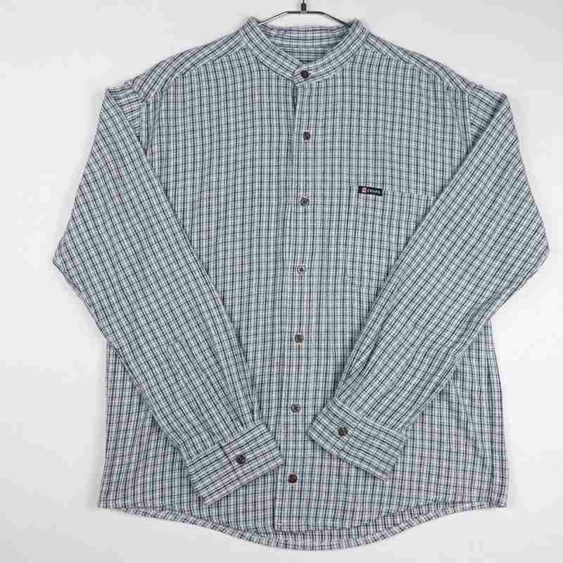 古着のノーカラーの長袖シャツ