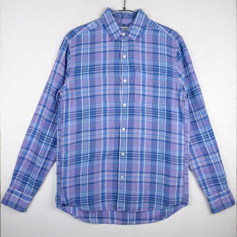 古着のチェック長袖シャツ