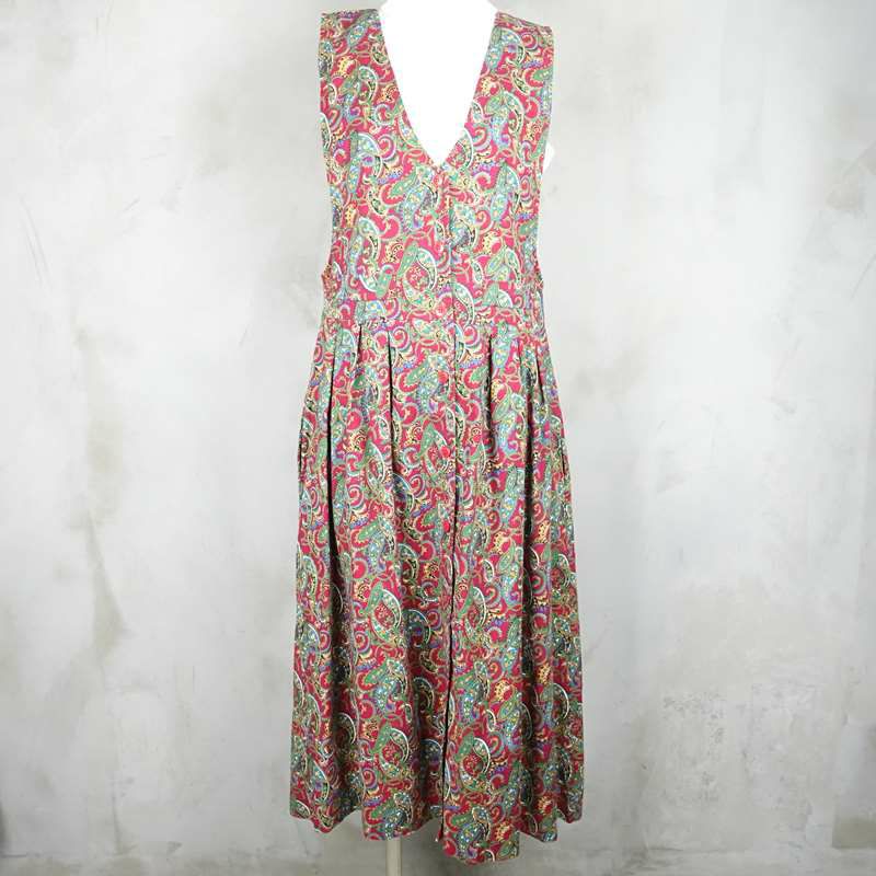 古着のワンピース