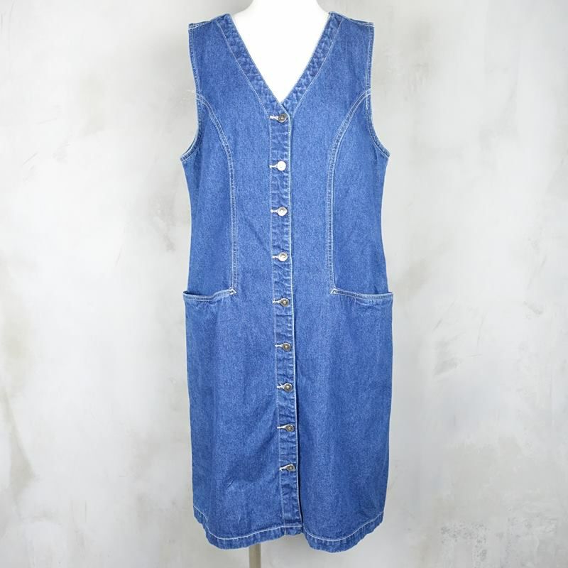 古着のワンピース