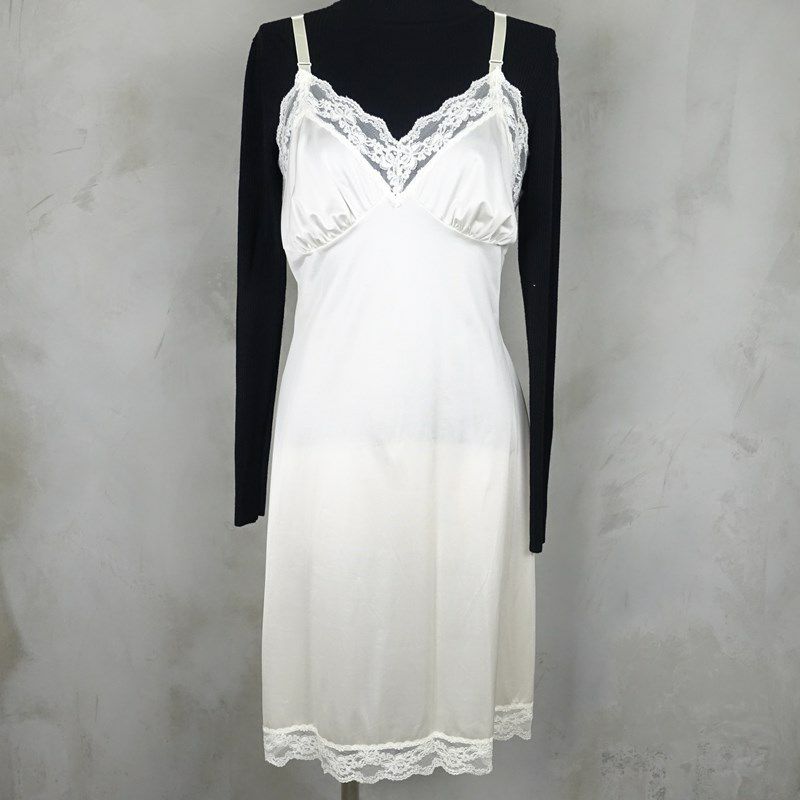 古着のワンピース