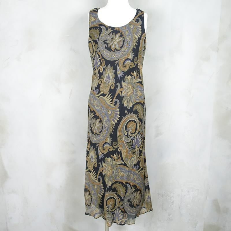 古着のワンピース