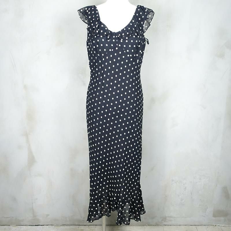 古着のワンピース