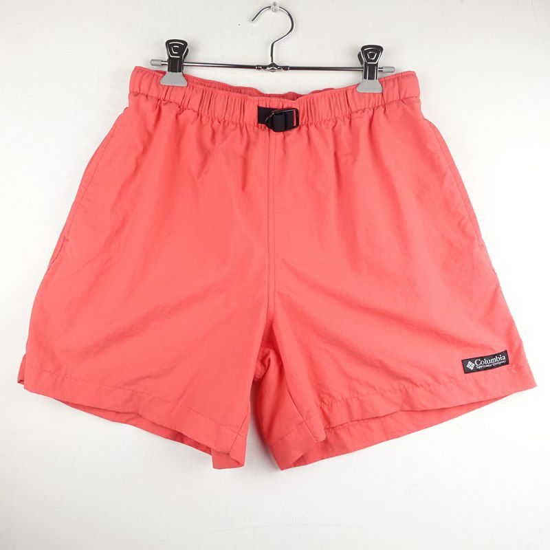 古着のショートパンツ