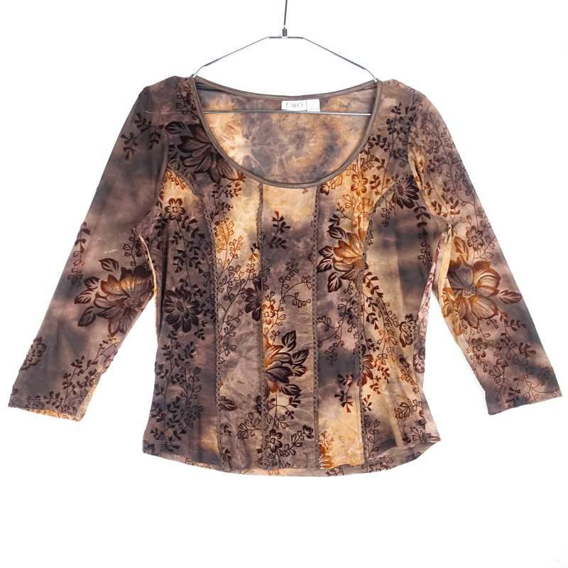 古着のレディースロンT