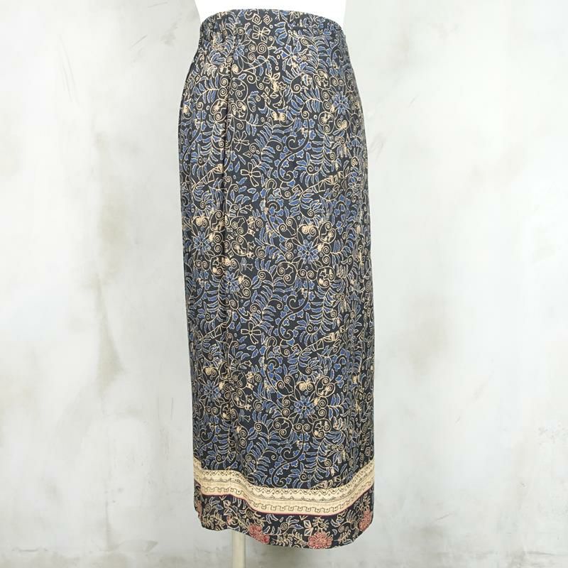 古着のスカート