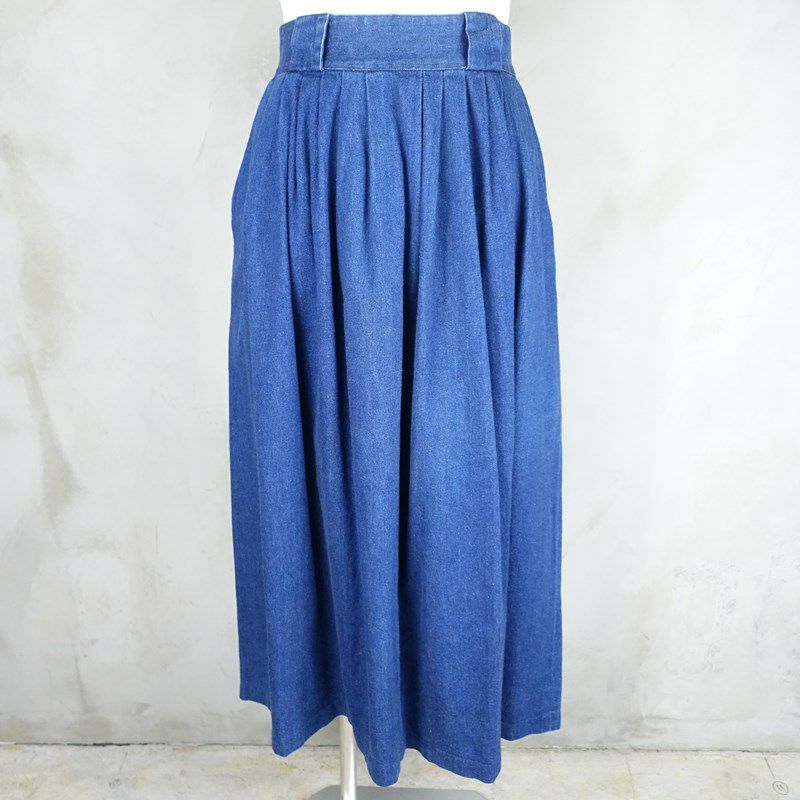 古着のデニムスカート