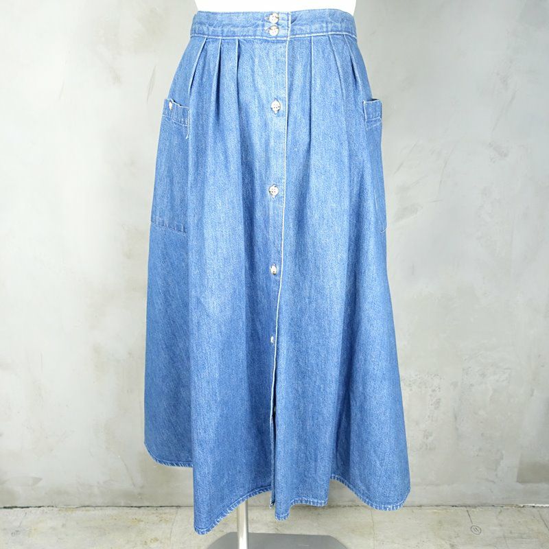 古着のデニムスカート