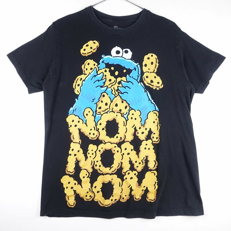 古着のキャラクタープリントTシャツ