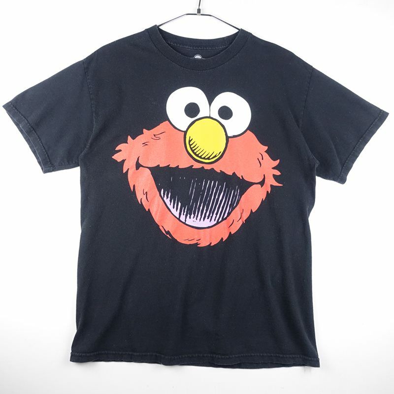 古着のキャラクタープリントTシャツ