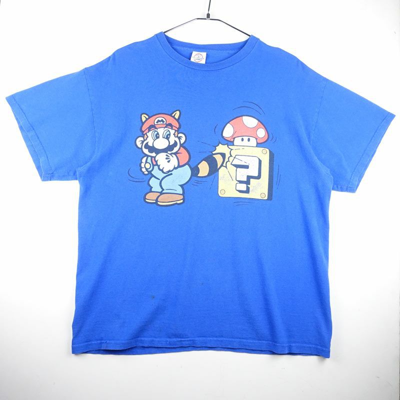 古着のキャラクタープリントTシャツ
