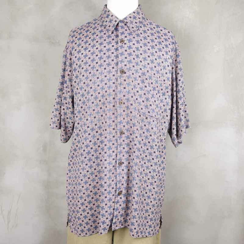 古着のシルク半袖シャツ