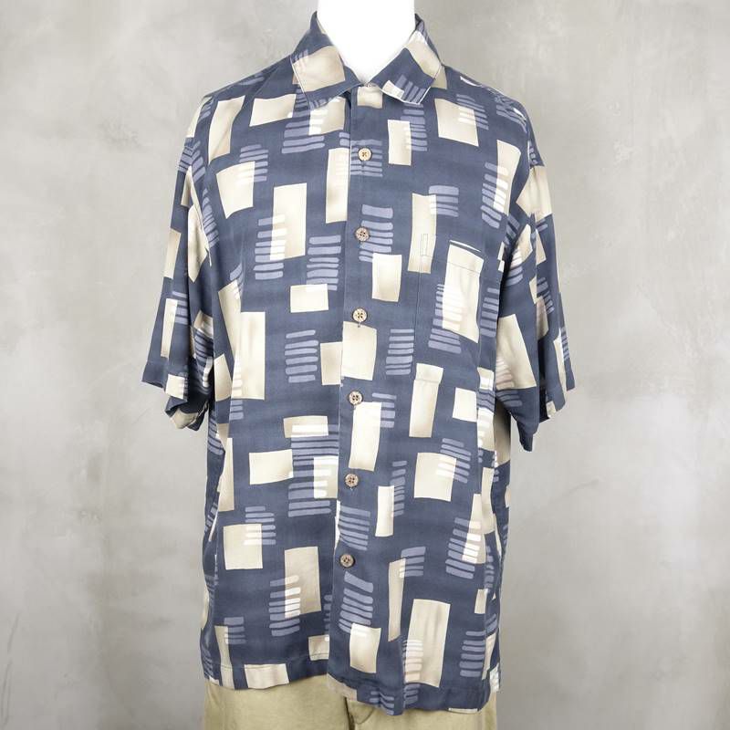 古着の半袖シャツ