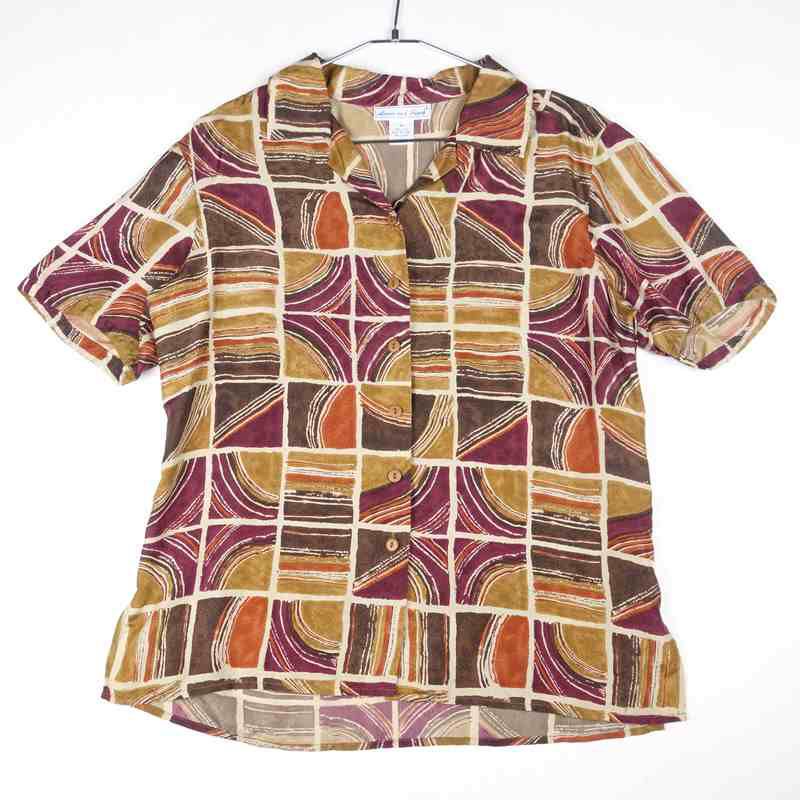 古着の半袖シャツ