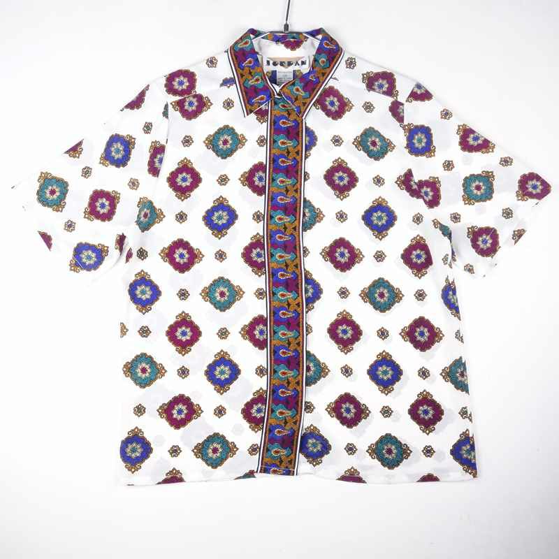 古着の半袖シャツ